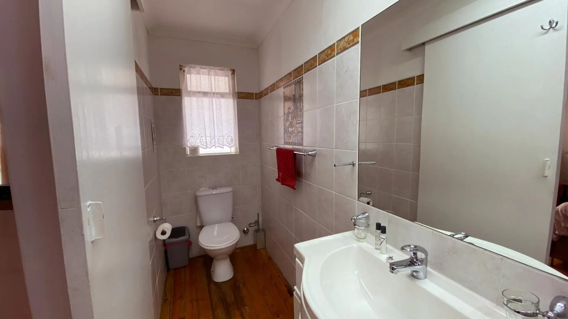Le Bay Lodge Gordons Bay South Africa