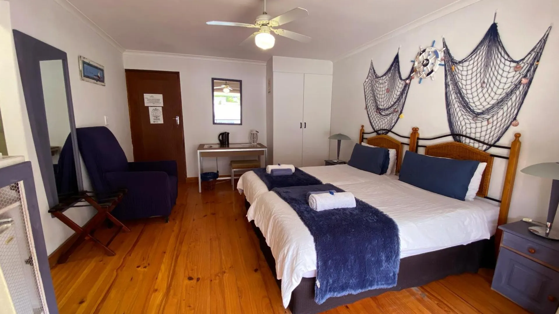Le Bay Lodge Gordons Bay
